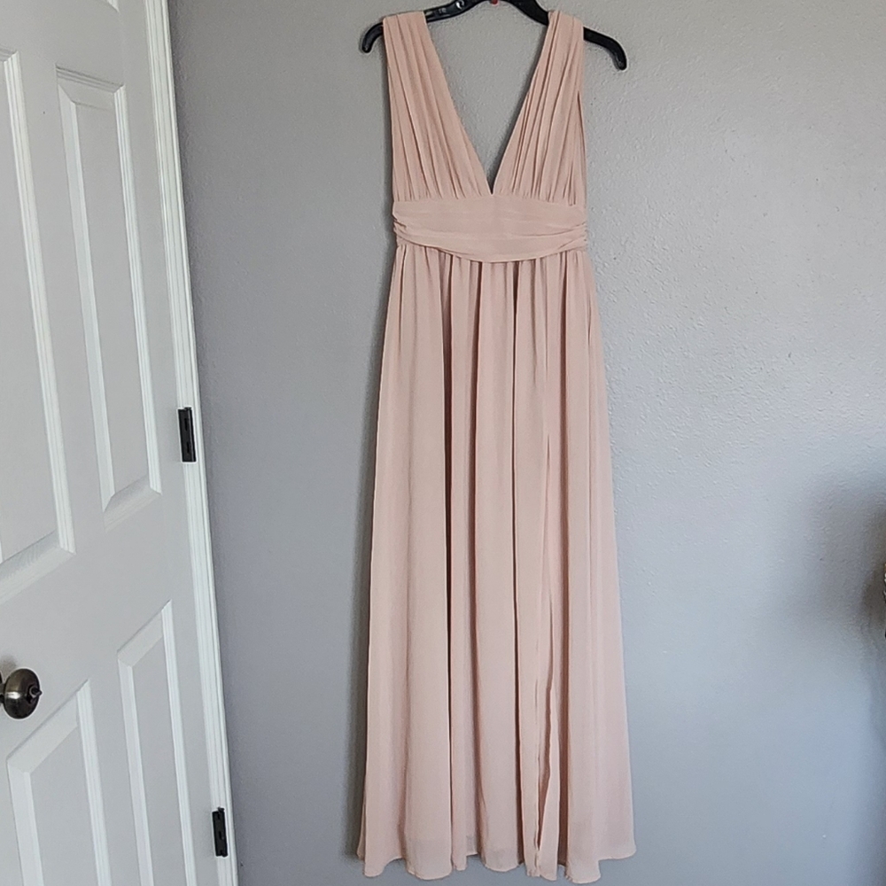 Lulus  Heavenly Cream Maxi Dress/ Size  M